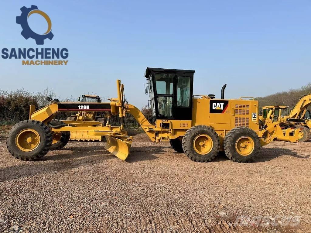 CAT 120H معدات تمهيد الطرق