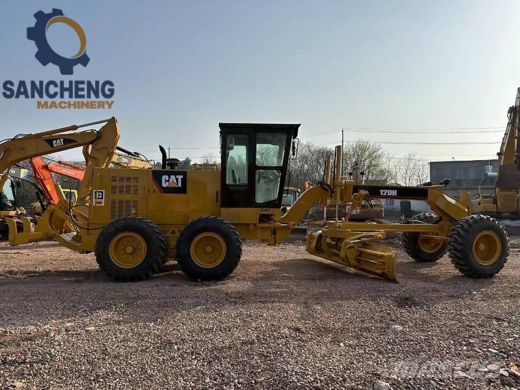 CAT 120H معدات تمهيد الطرق