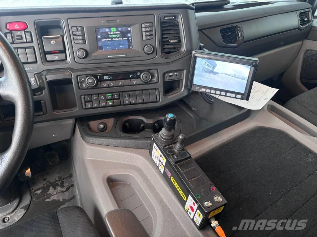 Scania P 360 شاحنات الرافعات الخطافية