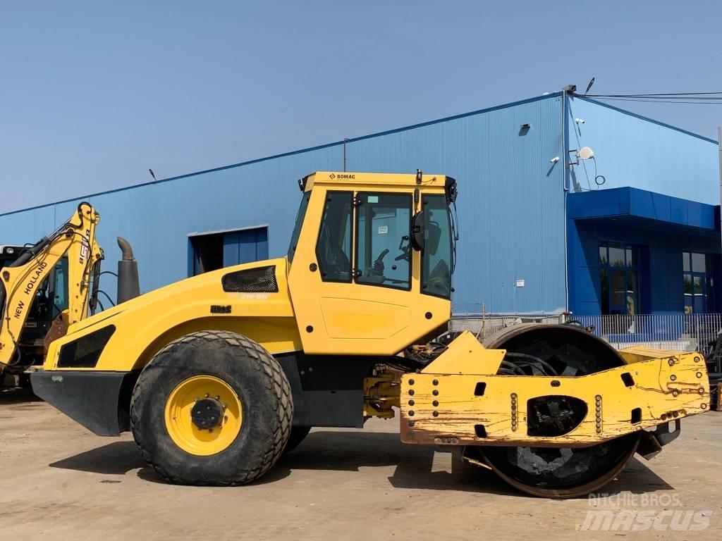 Bomag BW 219 D H-4 مداحل أحادية الأسطوانة