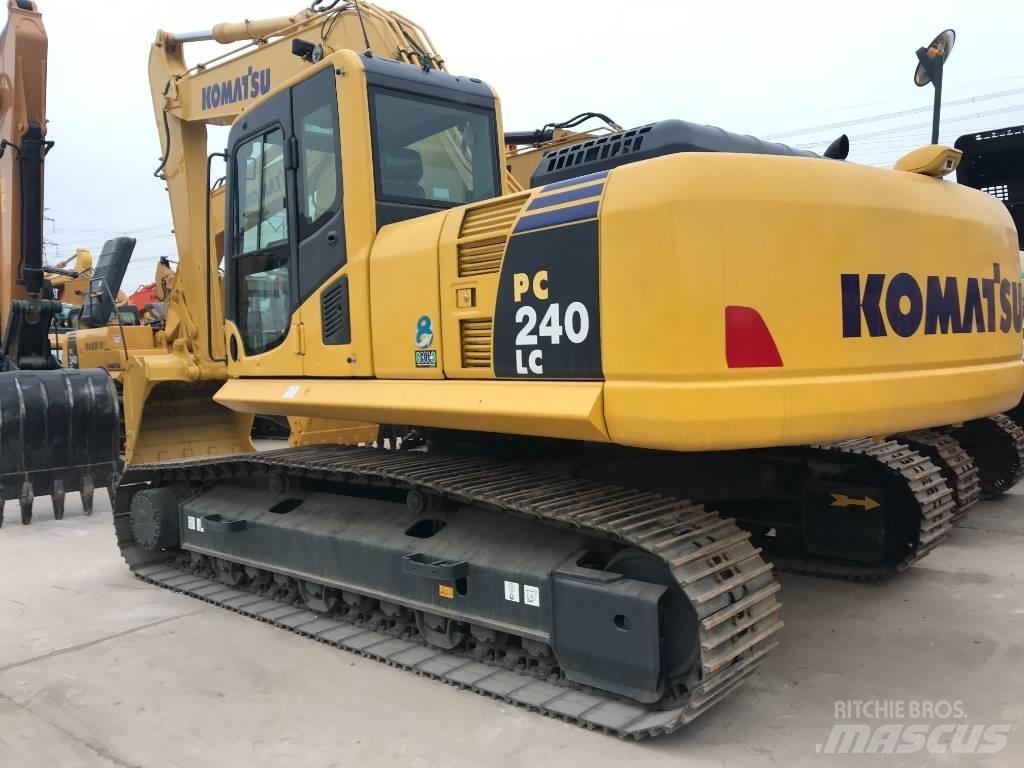 Komatsu PC 240 LC-8 حفارات زحافة