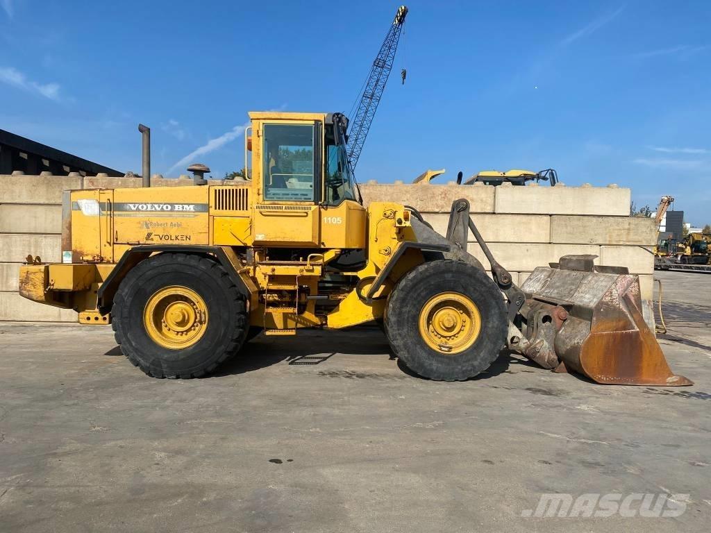 Volvo L 120 C لوادر بعجل