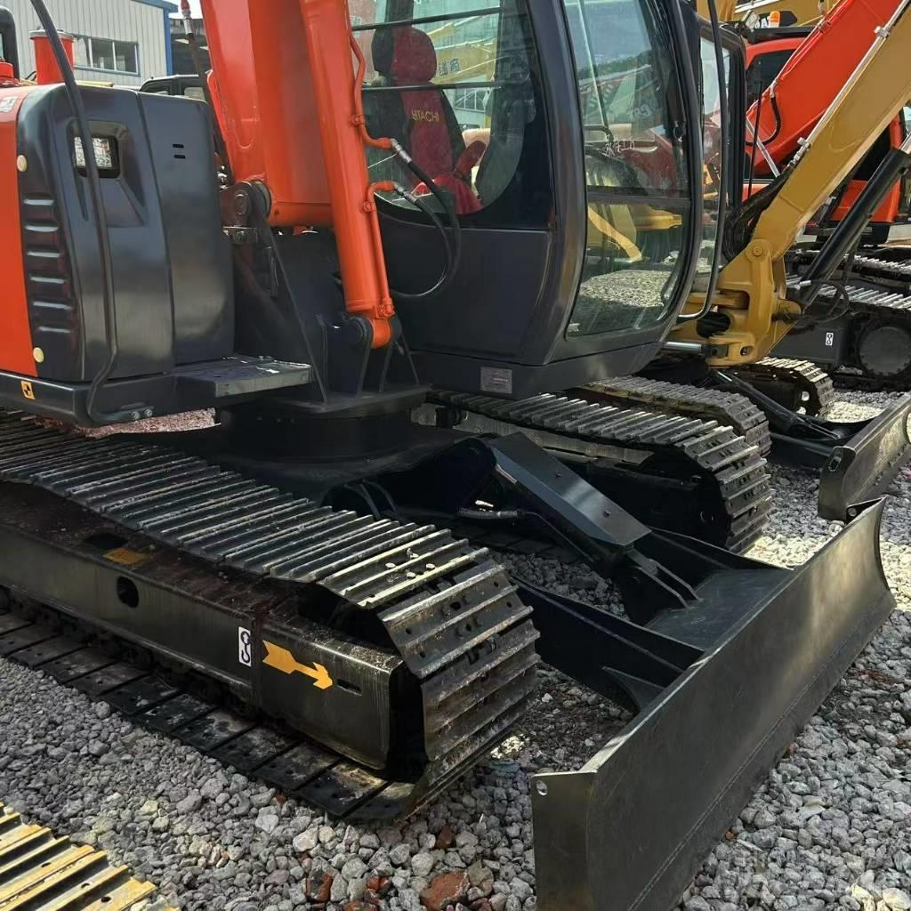 Hitachi ZX 70 حفارات زحافة