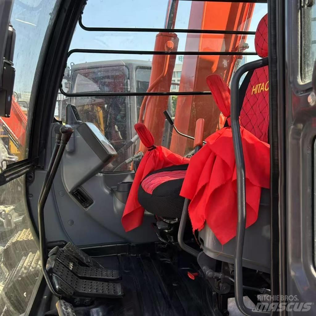 Hitachi ZX 70 حفارات زحافة