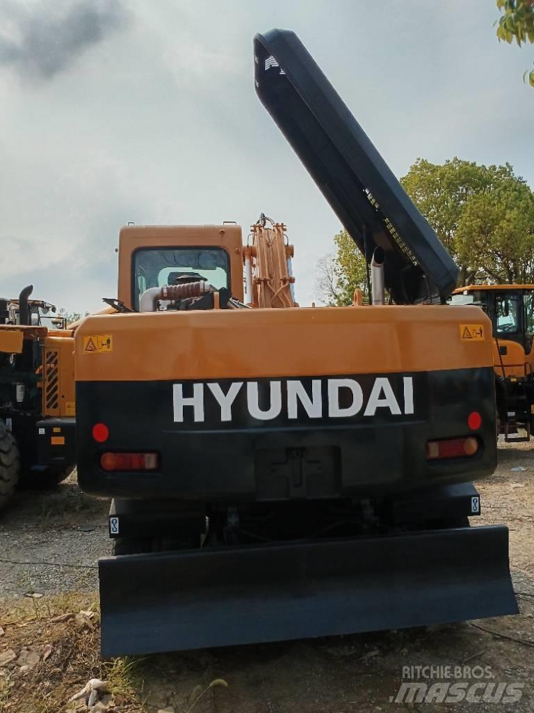 Hyundai R150W حفارات بعجل