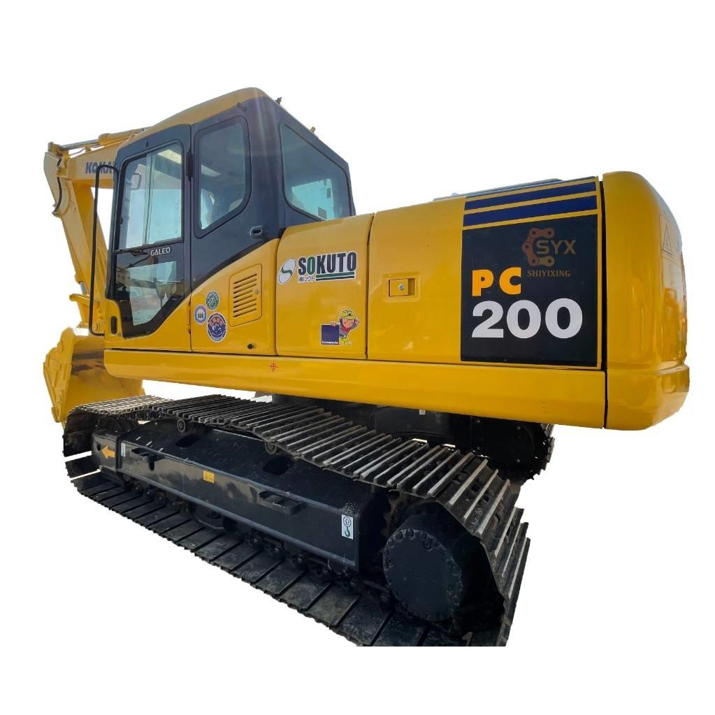 Komatsu PC200-7 حفارات زحافة