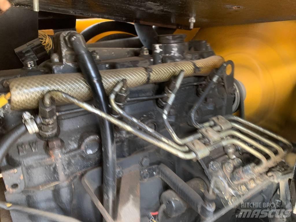 JCB TLT 30 D مناولات متداخلة
