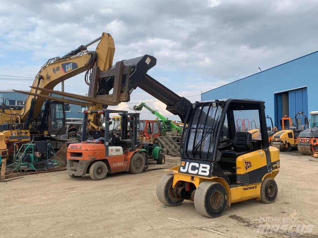 JCB TLT 30 D مناولات متداخلة