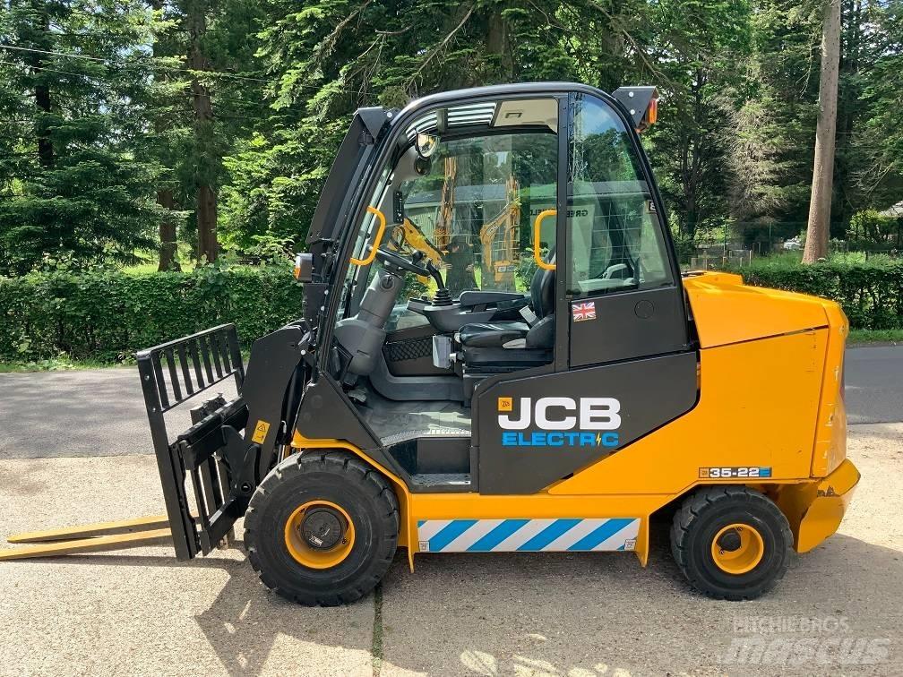 JCB TLT 35-22 E مناولات متداخلة