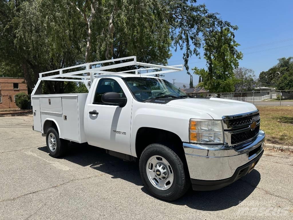 Chevrolet 2500 HD شاحنات خفيفة/مفصلية الجوانب