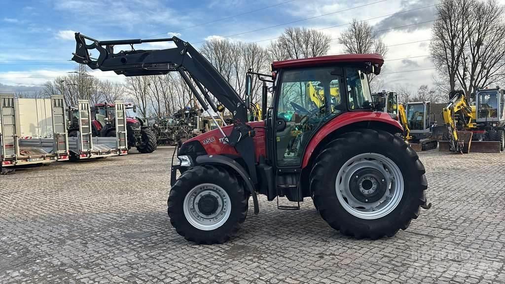 Farmall 95A الجرارات