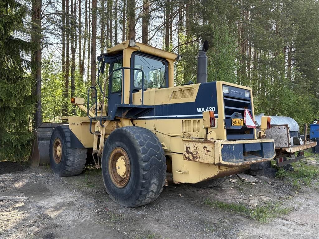 Komatsu WA420-1 لوادر بعجل