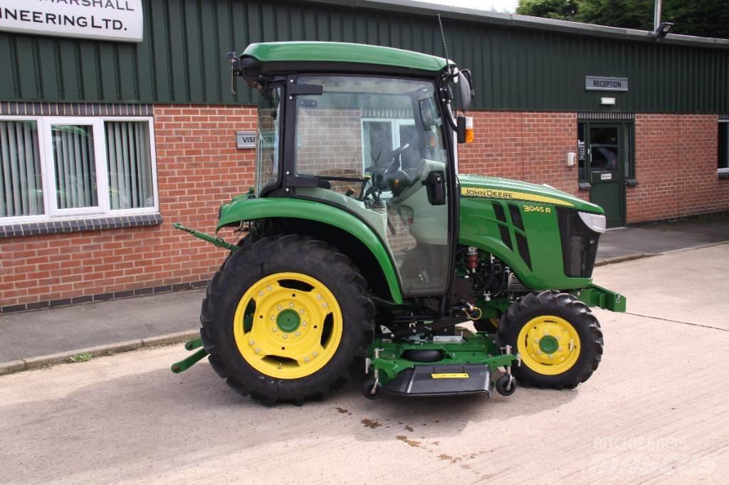 John Deere 3045 R الجرارات