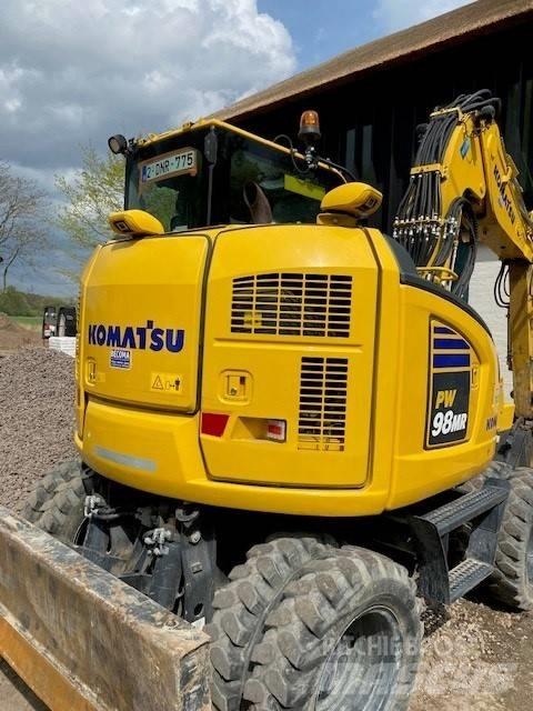 Komatsu PW 98 MR-11 حفارات بعجل