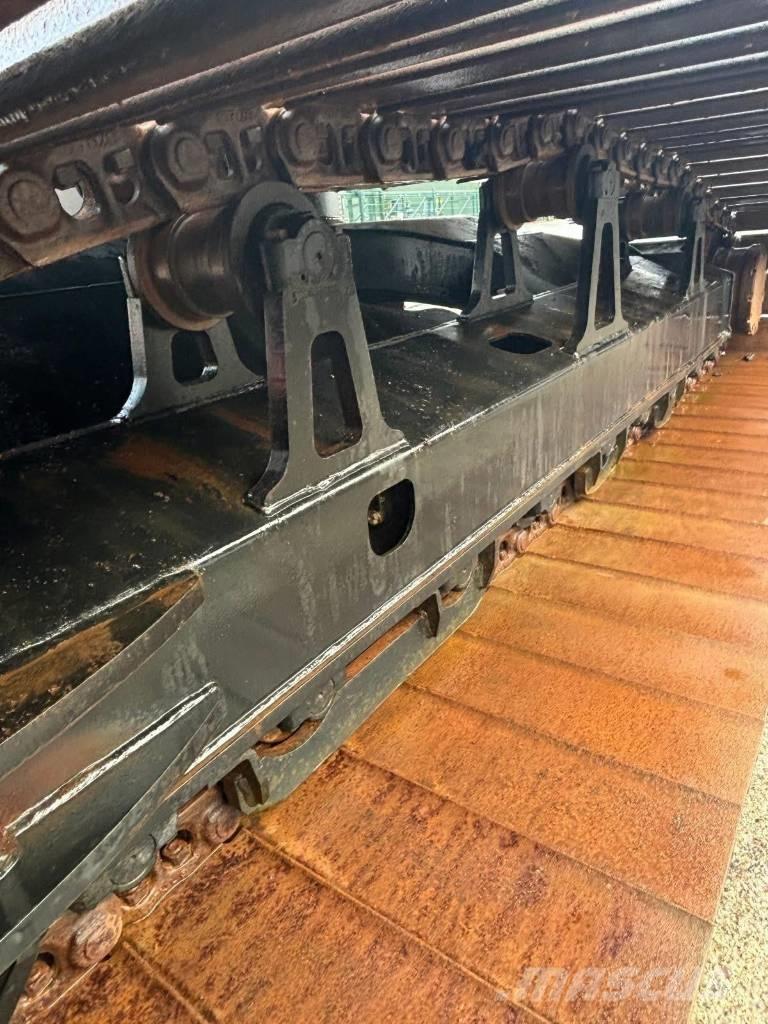 Hitachi ZX130LCN-6 حفارات زحافة