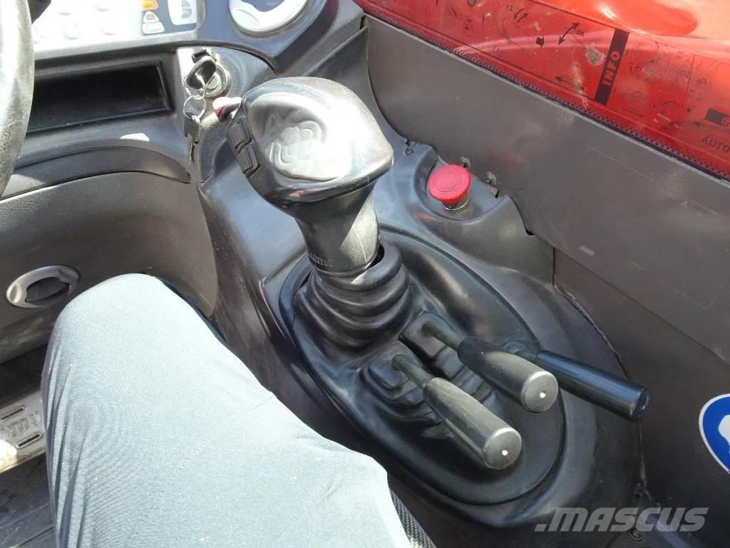 Manitou MT1840 مناولات متداخلة