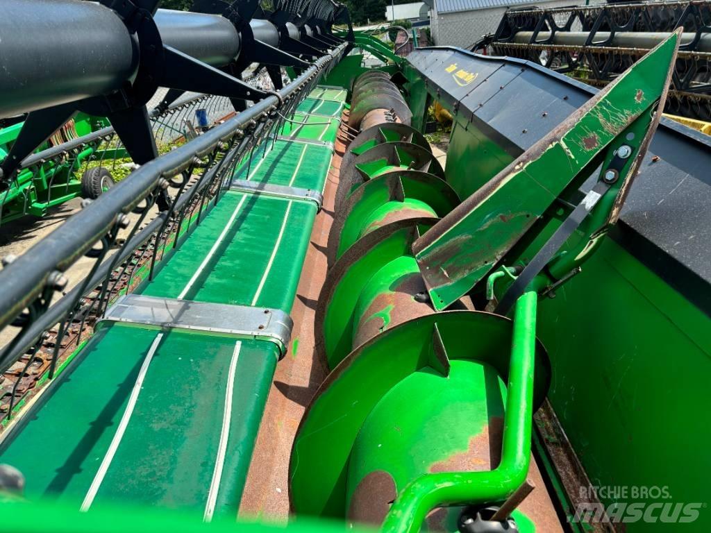 John Deere T670 I حصادات