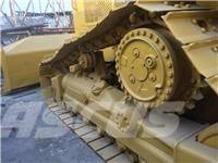 CAT D5N بلدوزرات مجنزرة