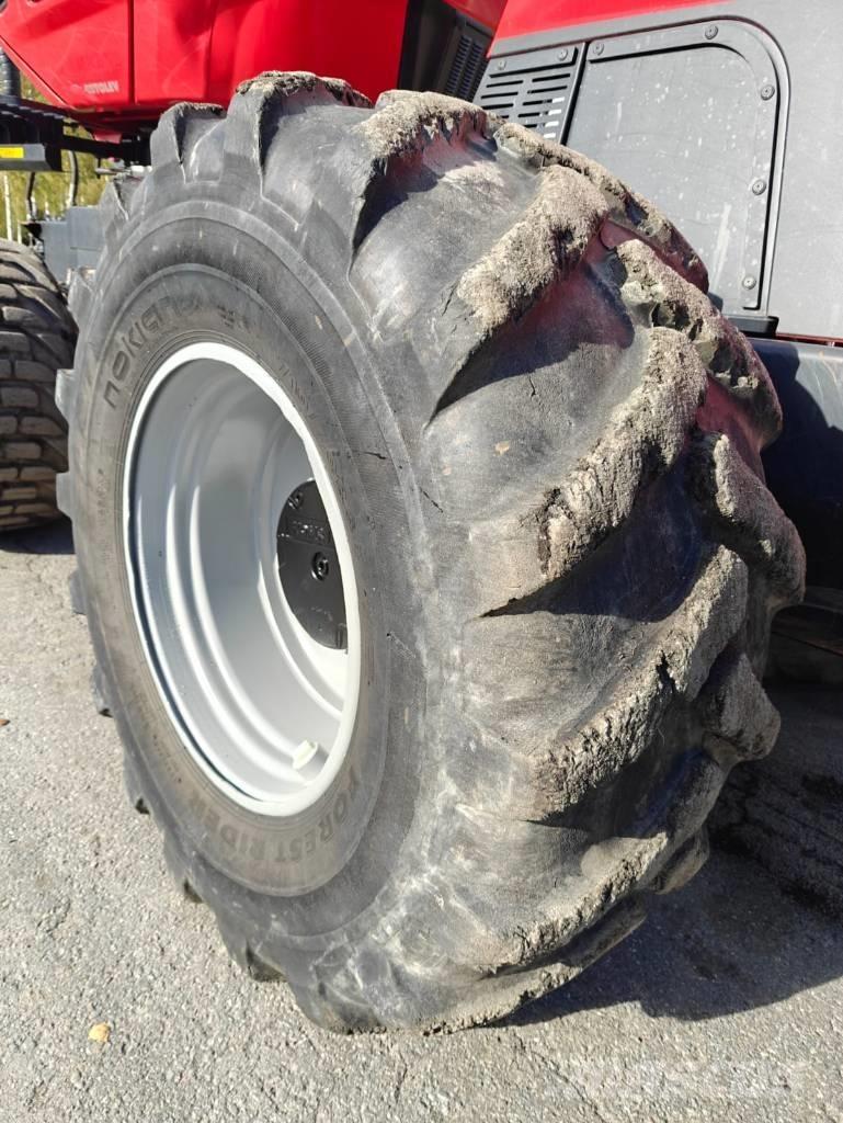 Komatsu 951 حصادات