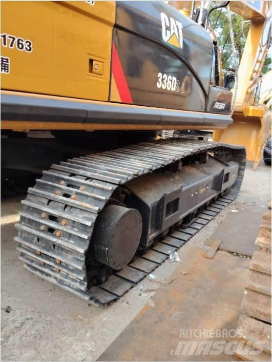 CAT 336 D2L حفارات زحافة