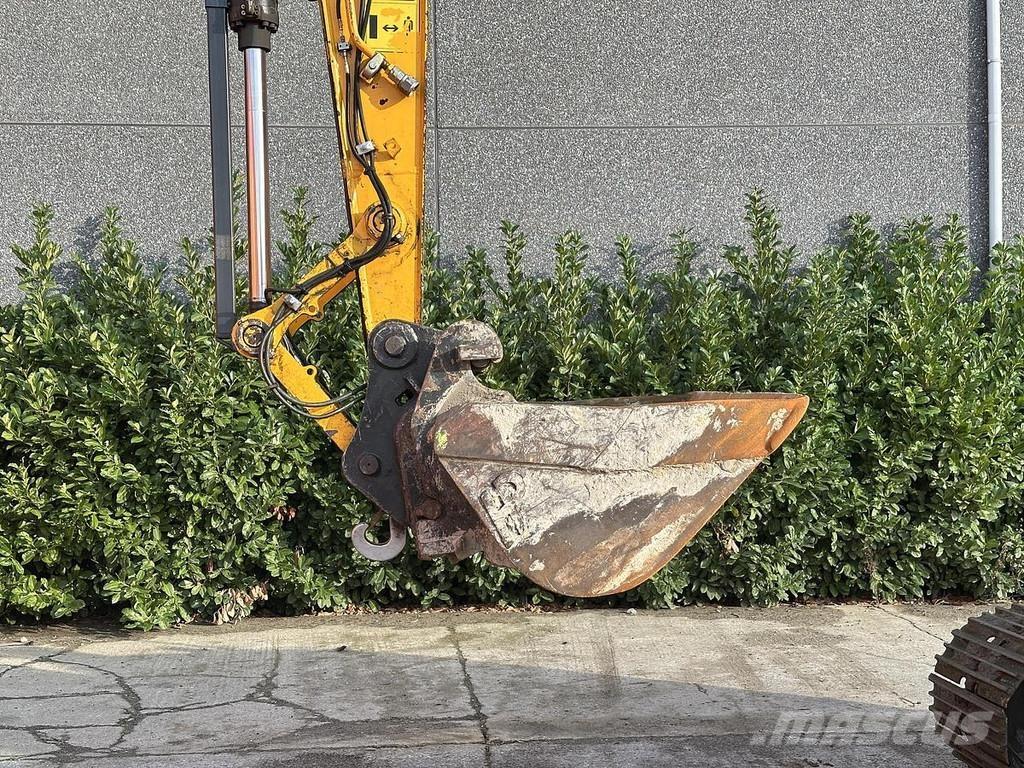 JCB JZ141LC حفارات خاصة