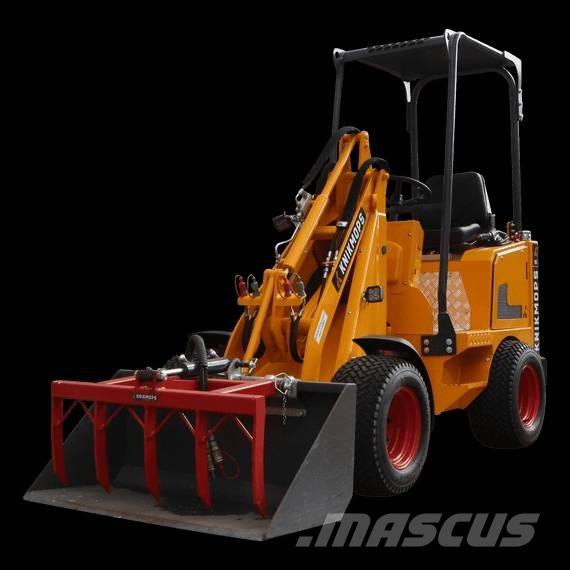 Knikmops KM95H لوادر وحفارات أمامية