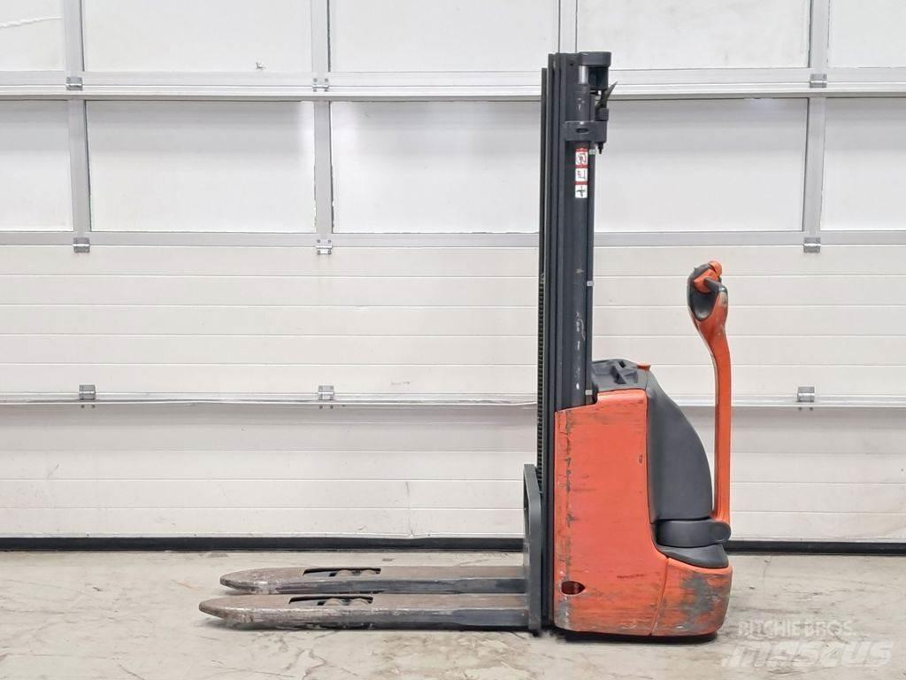 Linde L12 معدات التكديس الجوالة
