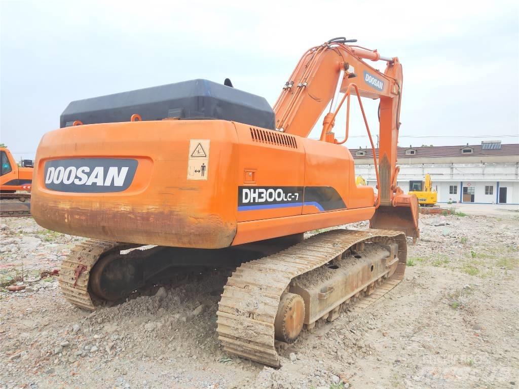 Doosan DH 300 LC-7 حفارات زحافة