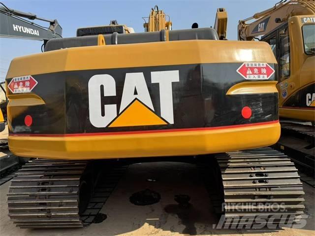 CAT 320 B L حفارات زحافة