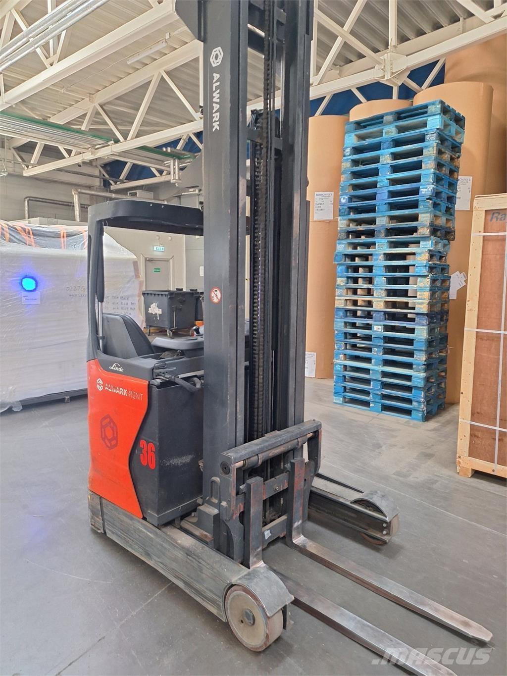 Linde R14 شاحنات مناولة ذاتية الدفع