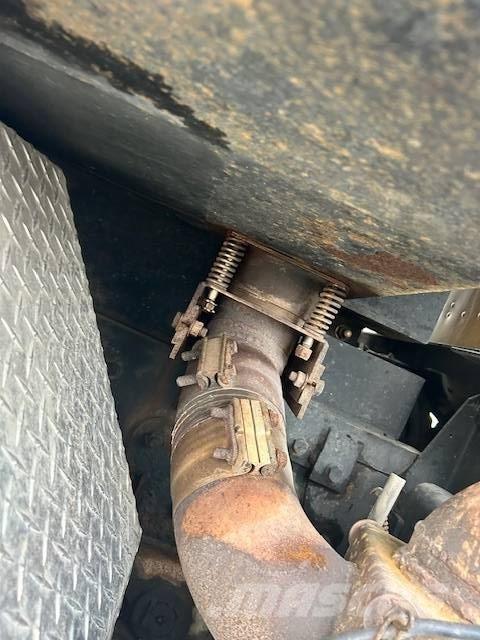  LAGACE 20' شاحنات قلابة