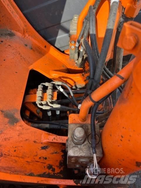 Doosan DX 140 LC حفارات زحافة
