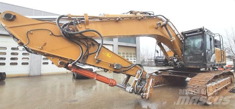 Hitachi ZX 490 LCH-6 حفارات زحافة
