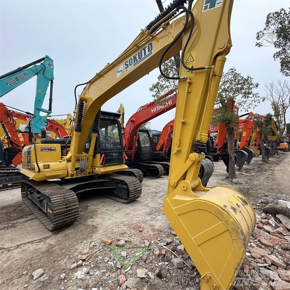 Komatsu PC 130-7 حفارات زحافة