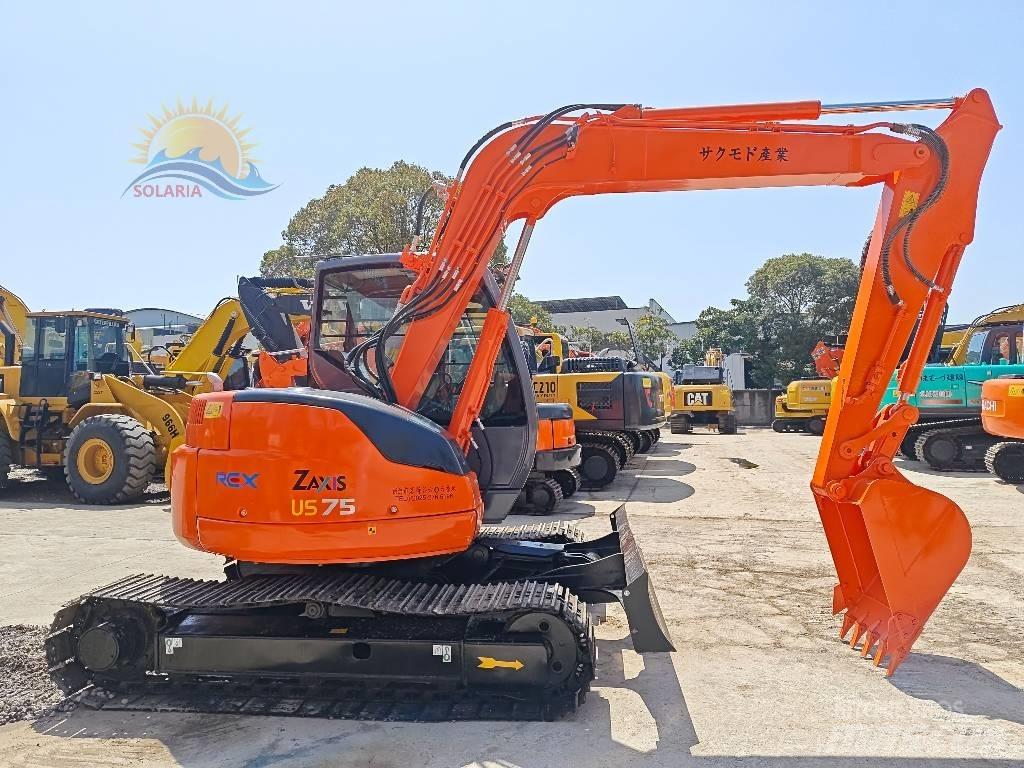 Hitachi ZX 75 حفارات وسط 7 طن - 12 طن