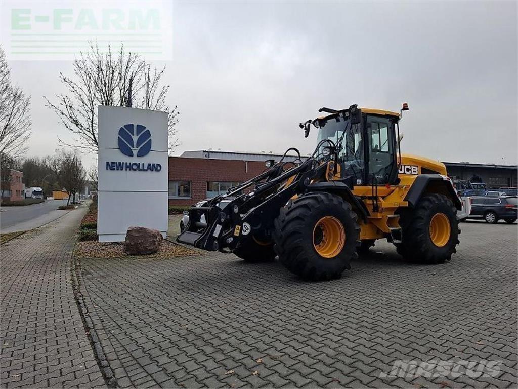 JCB 427 agri حفارات صغيرة أقل من 7 طن (حفارات صغيرة)