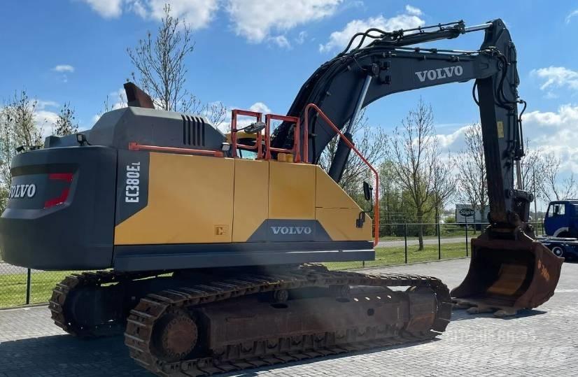 Volvo EC380EL حفارات زحافة