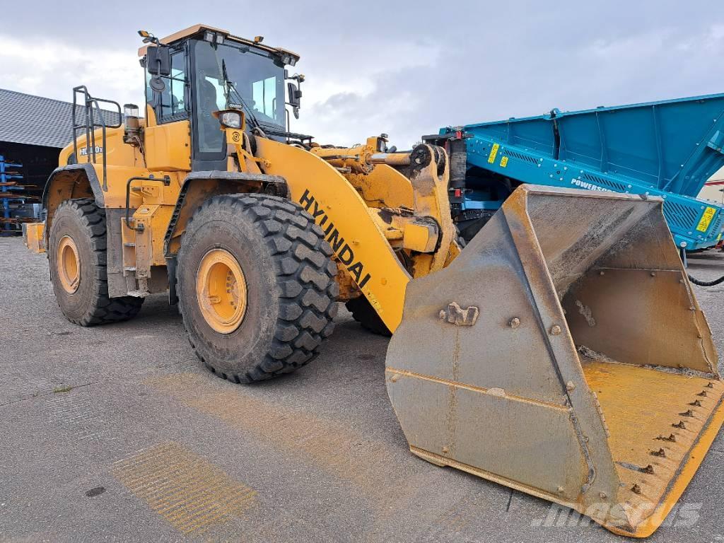 Hyundai HL 980 لوادر بعجل