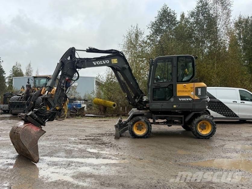 Volvo EW60E حفارات بعجل