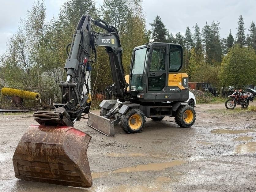 Volvo EW60E حفارات بعجل