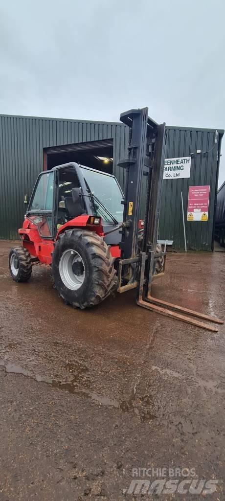 Manitou M 26.4 شاحنات الطرق الوعرة