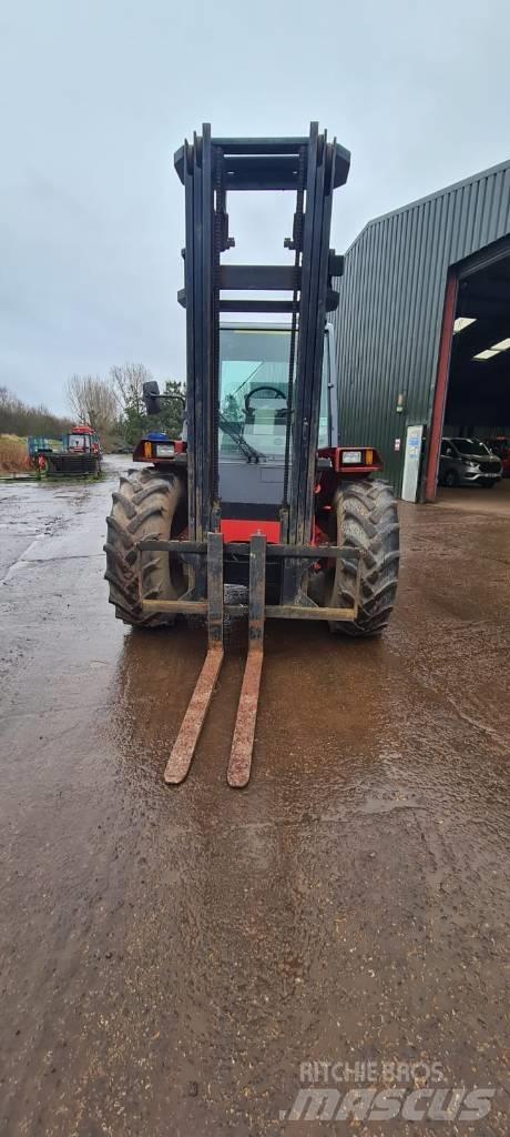 Manitou M 26.4 شاحنات الطرق الوعرة