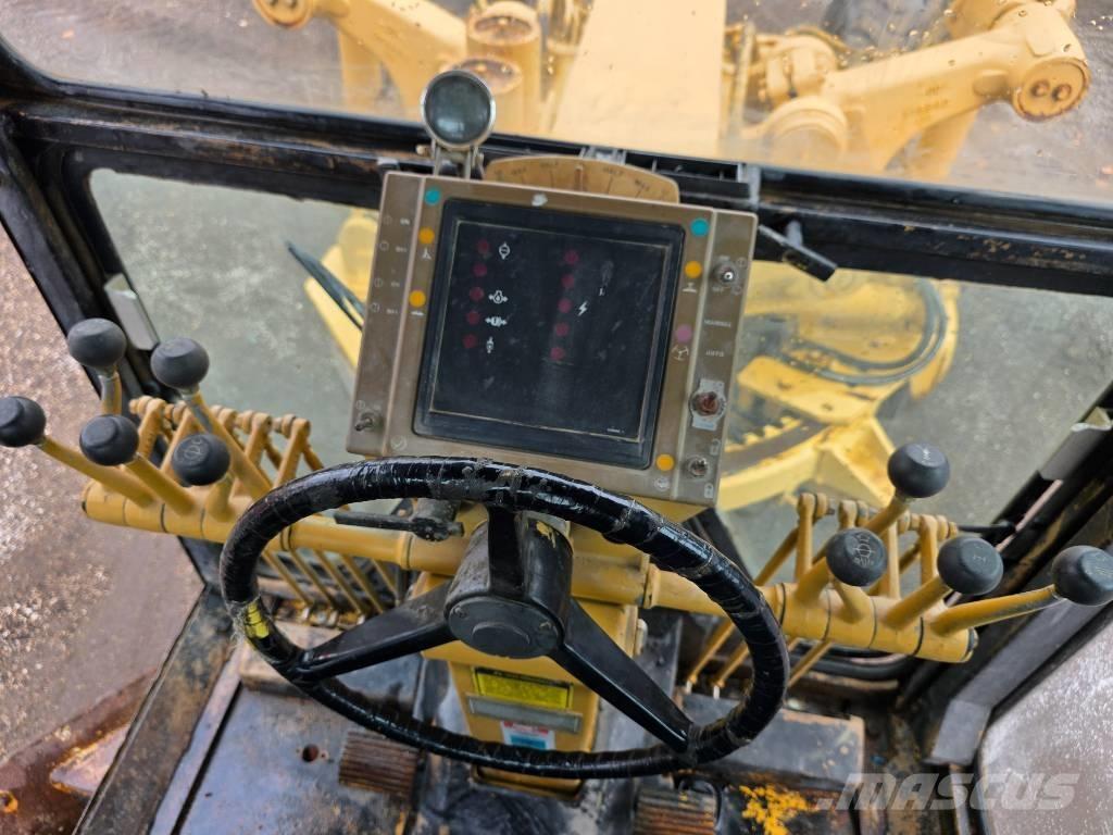 CAT 14 G معدات تمهيد الطرق