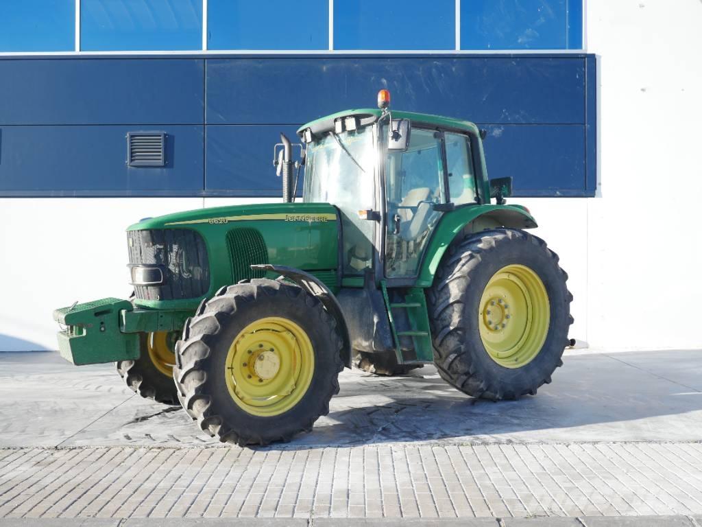 John Deere 6620 الجرارات