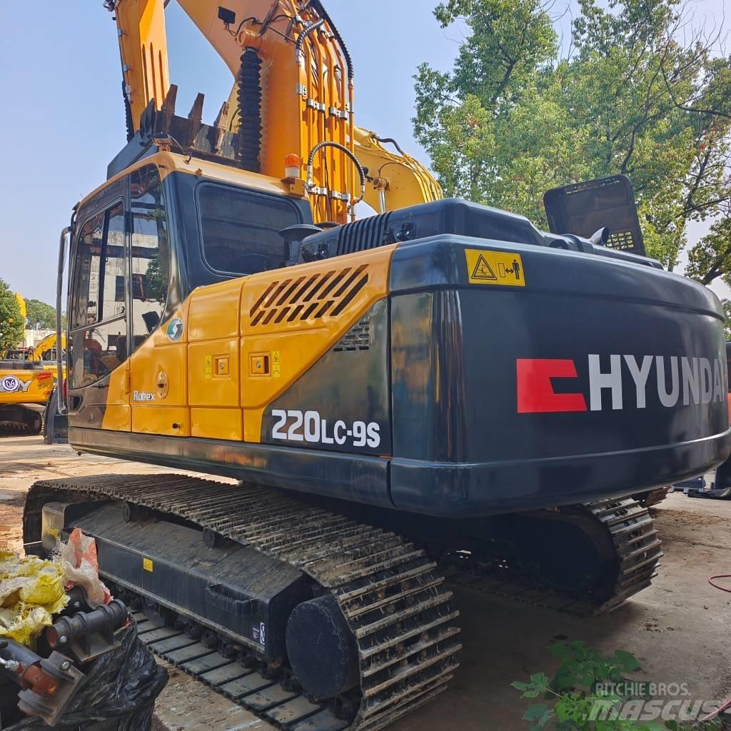 Hyundai 220lc-9s حفارات زحافة