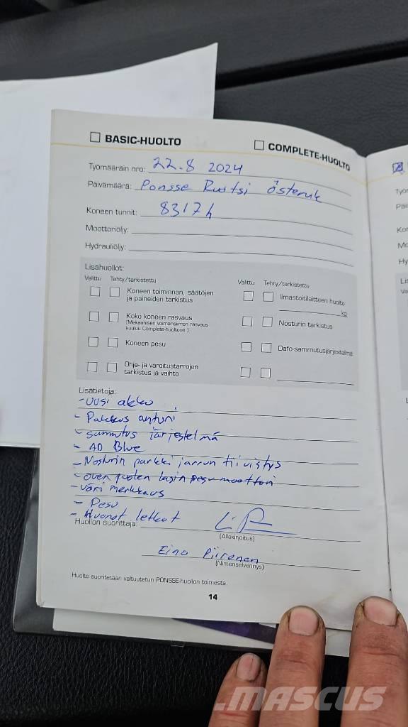 Ponsse ERGO 8W حصادات