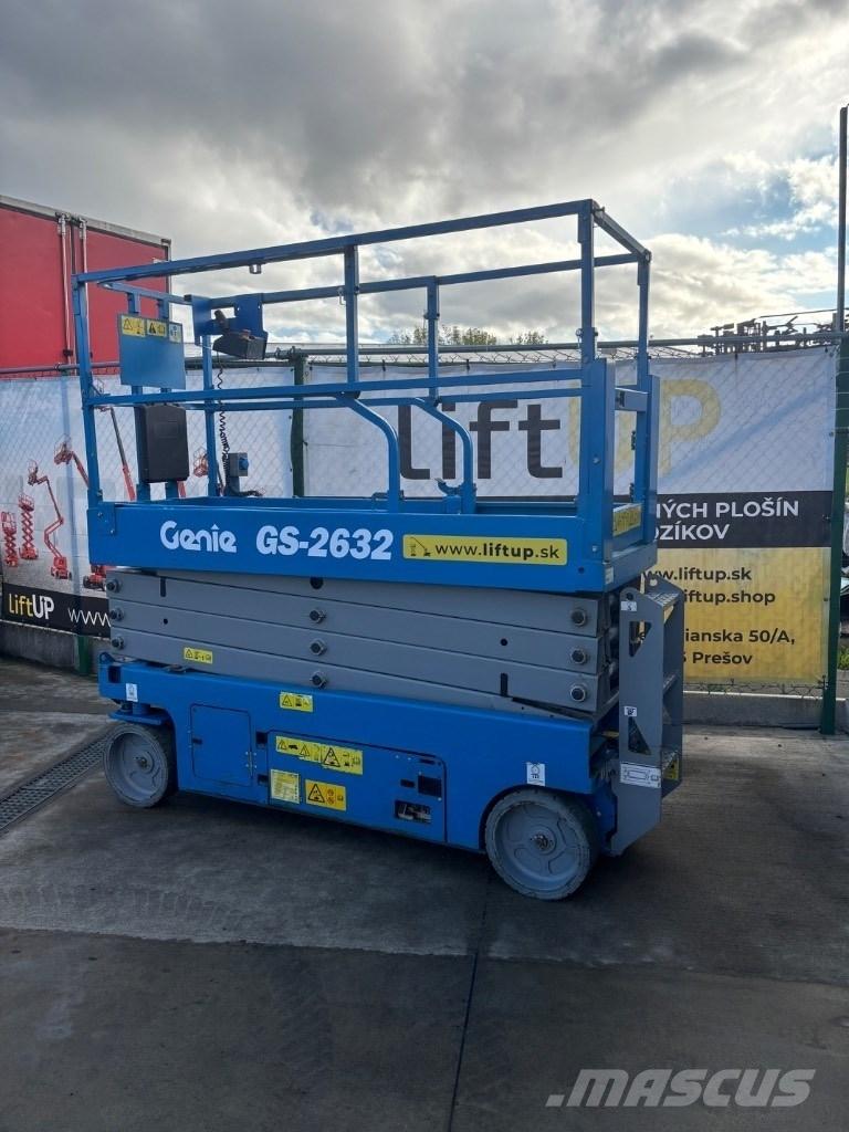 Genie GS 2632 رافعات مقصية الشكل