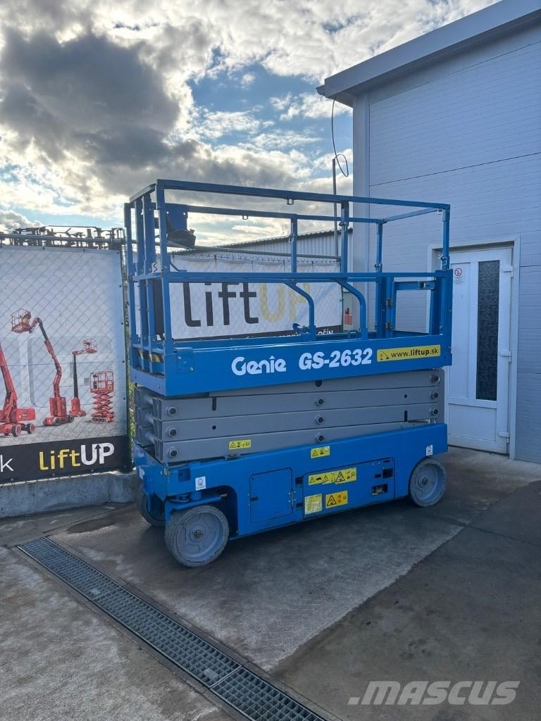 Genie GS 2632 رافعات مقصية الشكل