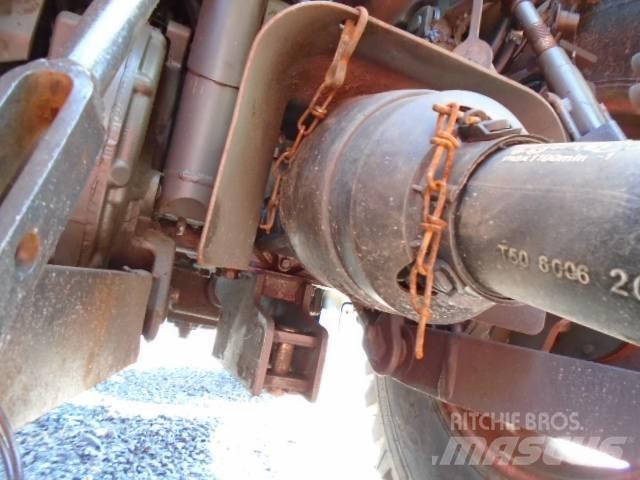 Kubota L 6060 HST الجرارات