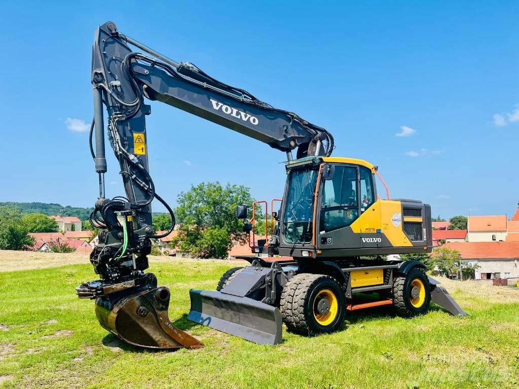 Volvo EW 220 E حفارات بعجل